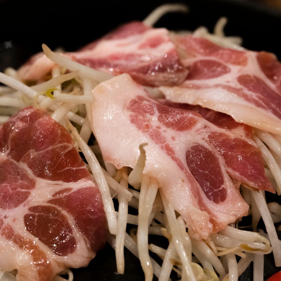 【ふるさと納税】美瑛豚 ジンギスカンとソーセージの詰め合わせ 国産 豚肉 肉 ジンギスカン 北海道 北海道美瑛 北海道美瑛町 美瑛町 ジンギスカン 美瑛豚 豚ジン 北海道産 美瑛産　KOERU[019-59] 2